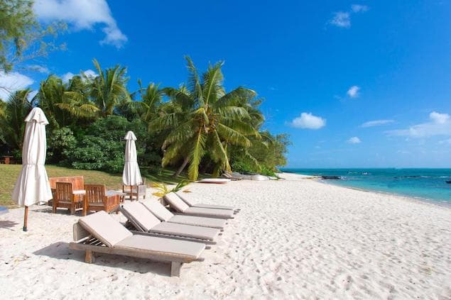 Villa rentals in Roches Noires